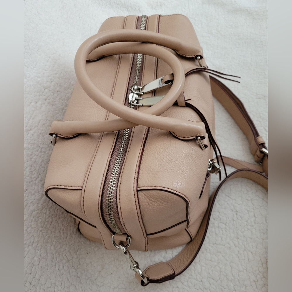 MARC JACOBS Recruit Bauletto Nude Sachel Bag. Still Looks New!